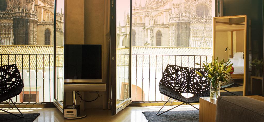 סביליה Eme Catedral Mercer Hotel מראה חיצוני תמונה The interior of a typical apartment