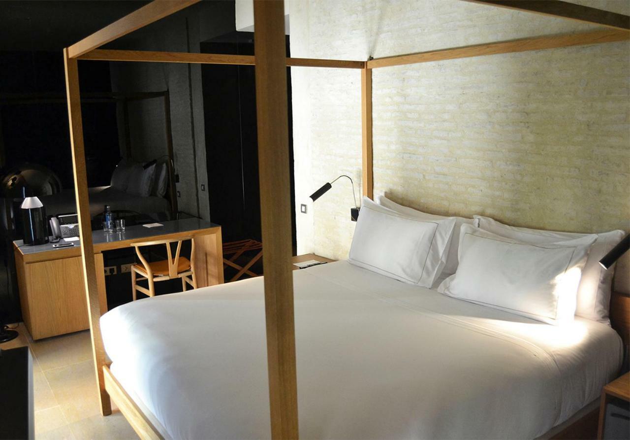 סביליה Eme Catedral Mercer Hotel מראה חיצוני תמונה A room at the hotel