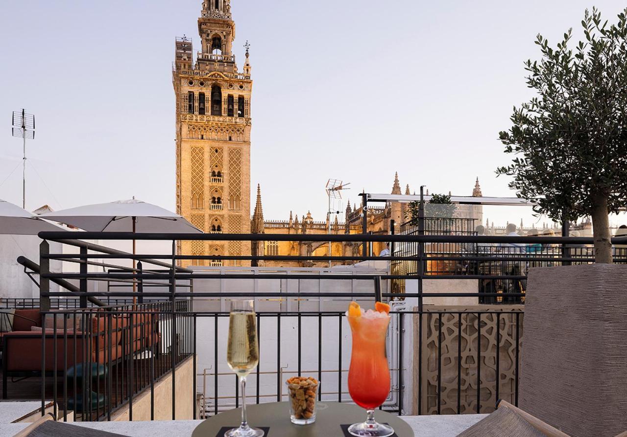 סביליה Eme Catedral Mercer Hotel מראה חיצוני תמונה Rooftop bar